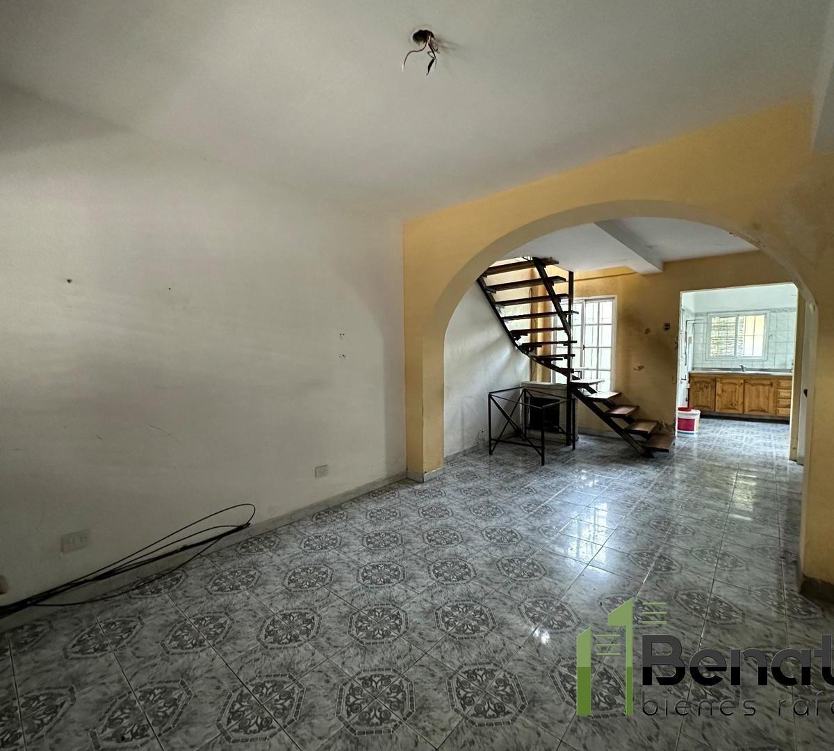 Casa en venta 4 ambientes.
