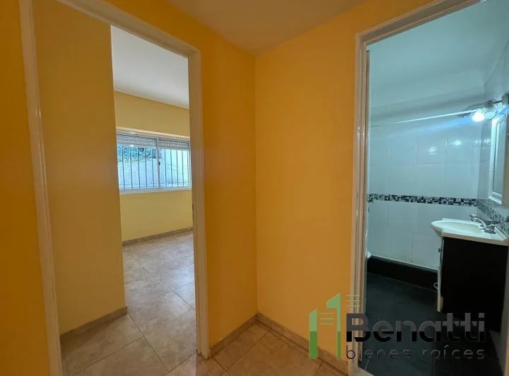 Depto. 2 amb. en PB en alquiler con amplio patio 5