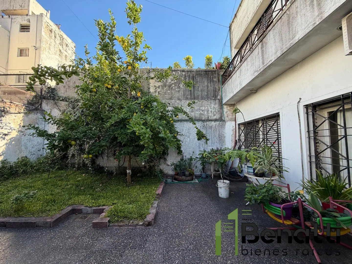 Casa 5 ambientes en lote propio en VILLA LURO. VENTA 3