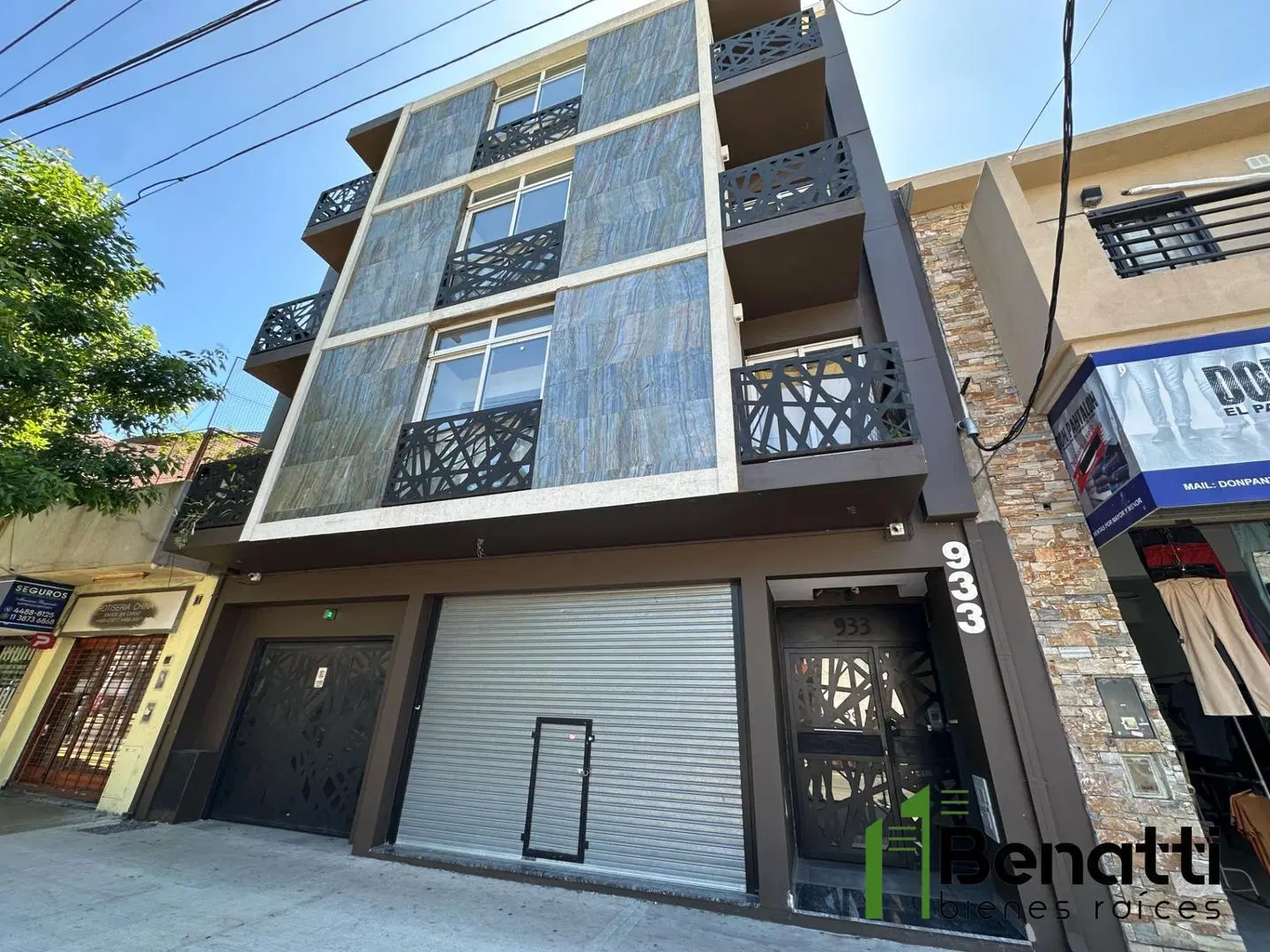 Departamento monoambiente AL FRENTE con BALCON en alquiler 2