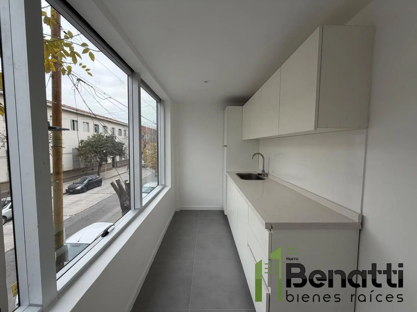 OFICINA COMERCIAL A ESTRENAR. 126 M2 TOTALES 5