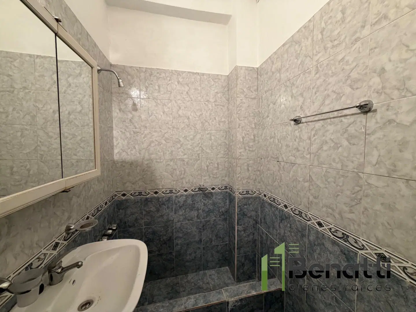 PH tipo casa en planta baja al fondo 3 ambientes con patio 1
