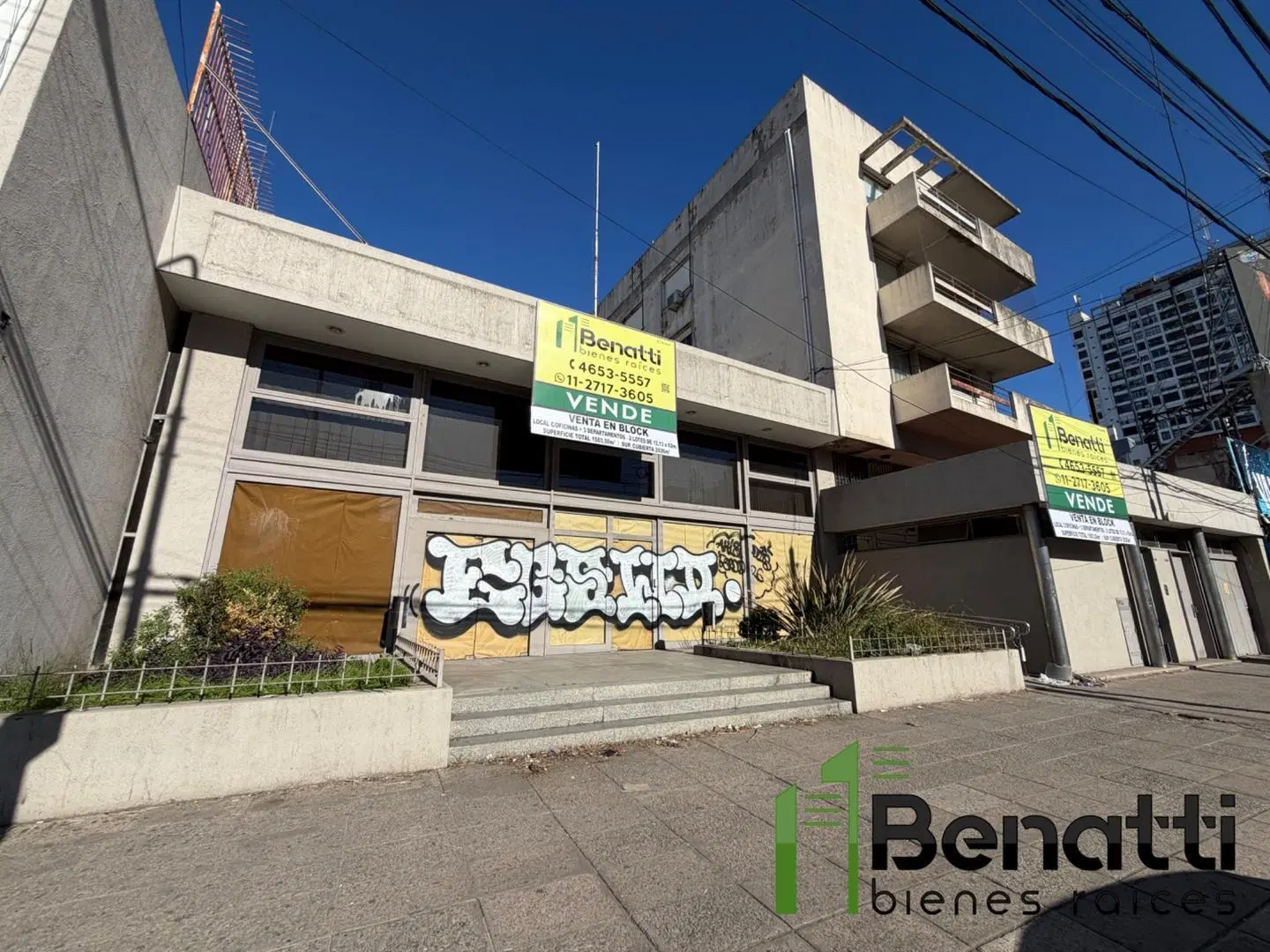 UNICA PROPIEDAD.VENTA EN BLOCK. 2 TERRENOS. LOCAL+OFIC+DPTOS 2