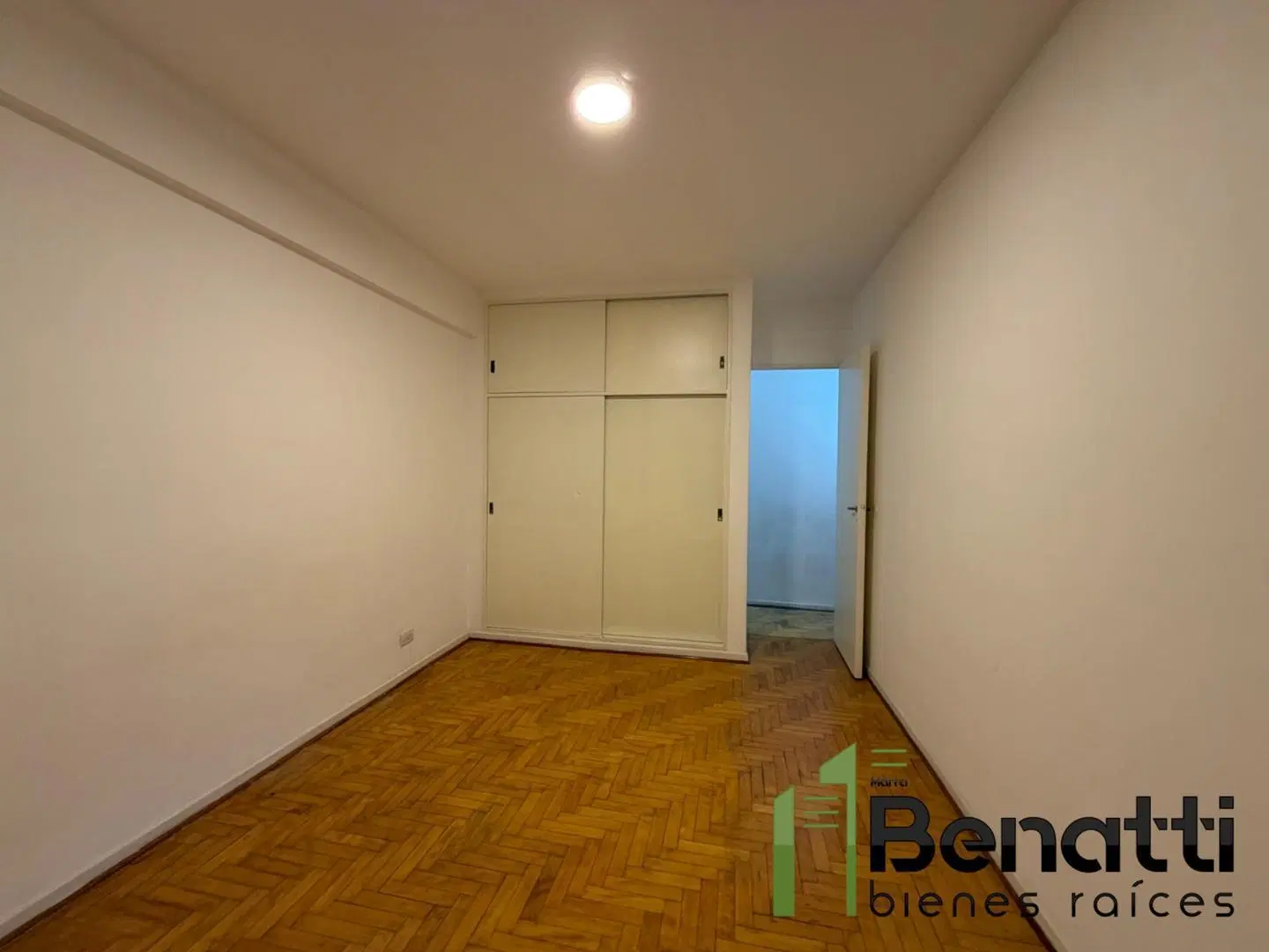 Departamento 3 amb en VENTA. SOBRE BOULEVARD RAMON FALCON. 5
