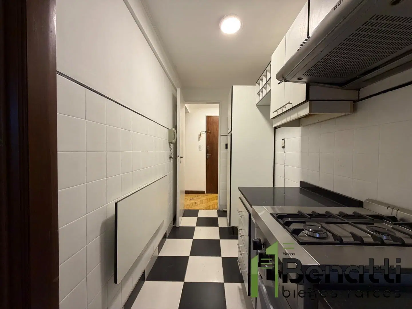 Departamento 3 amb en VENTA. SOBRE BOULEVARD RAMON FALCON. 4