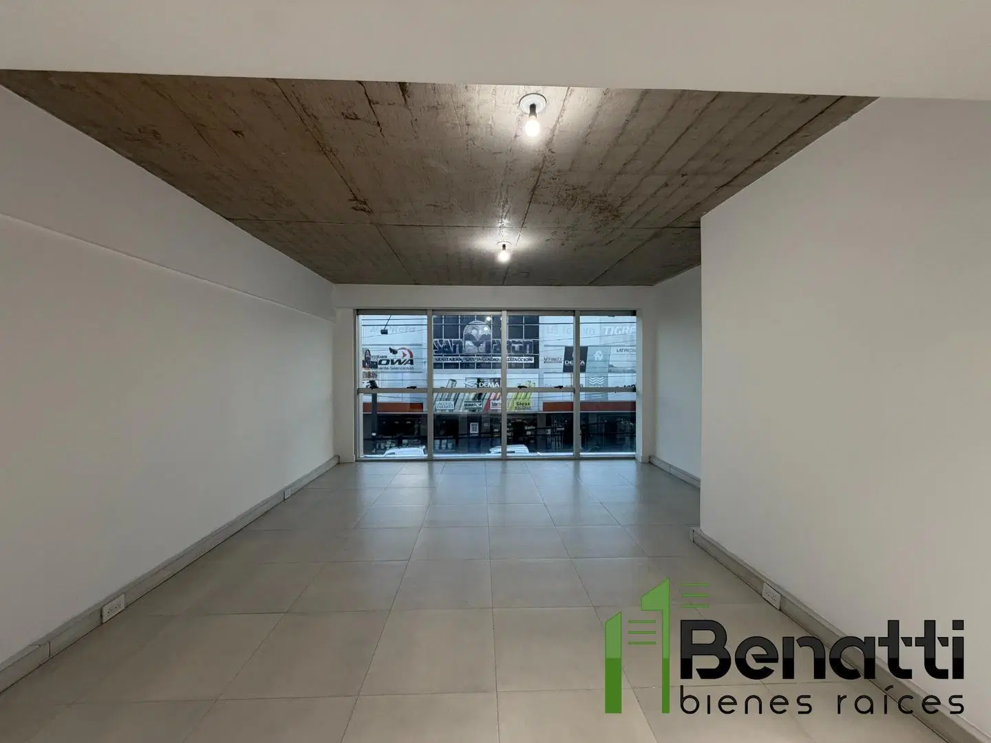 ALQUILER OFICINA COMERCIAL A ESTRENAR. RAMOS MEJIA 2