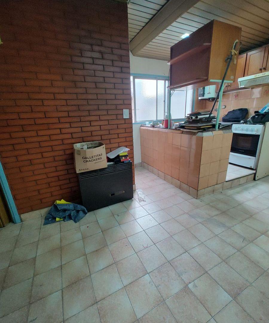 Foto de DEPTO TIPO CASA 3 AMB 1º PISO POR ESCALERA, imagen 3