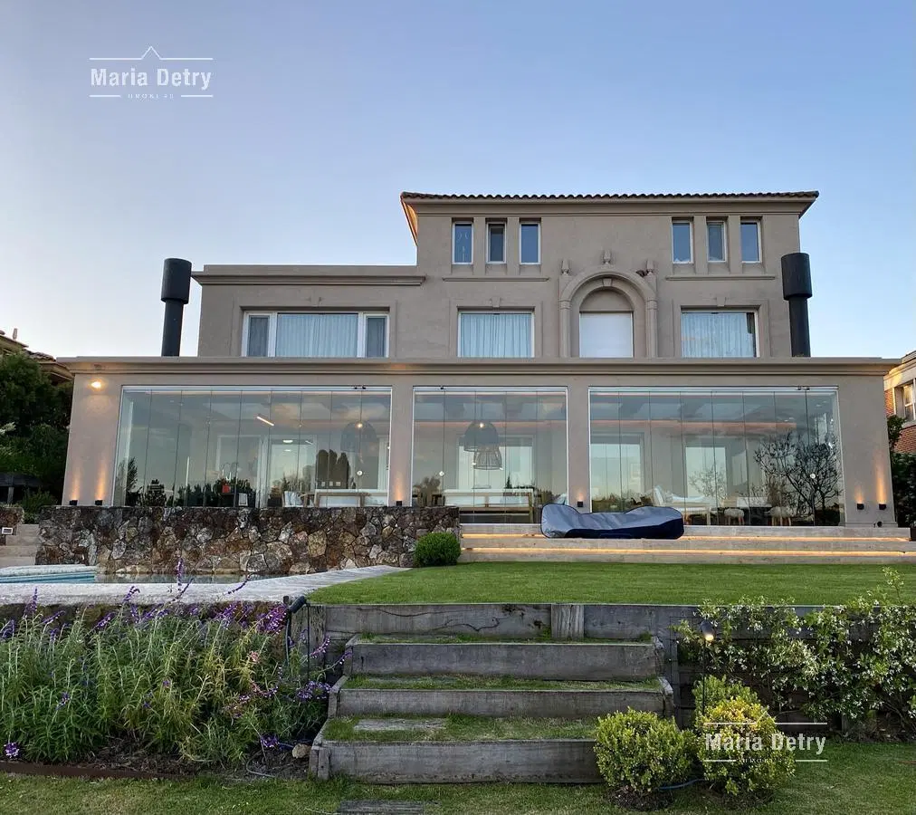 Venta Casa 4 dormitorios - Los Castores al Lago, Nordelta 1