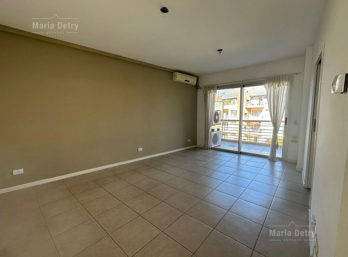 Departamento NORDELTA en Portezuelo, 223.000 VENTA