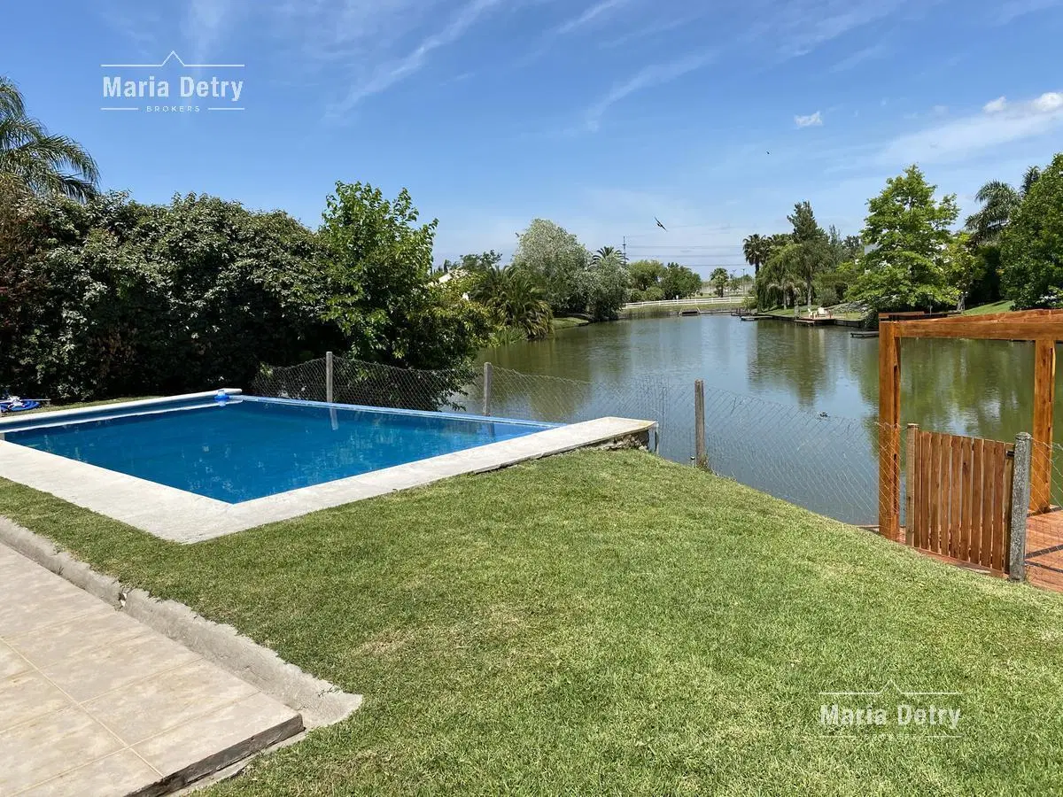 Alquiler anual casa Barrancas del Lago 4 dormitorios 5