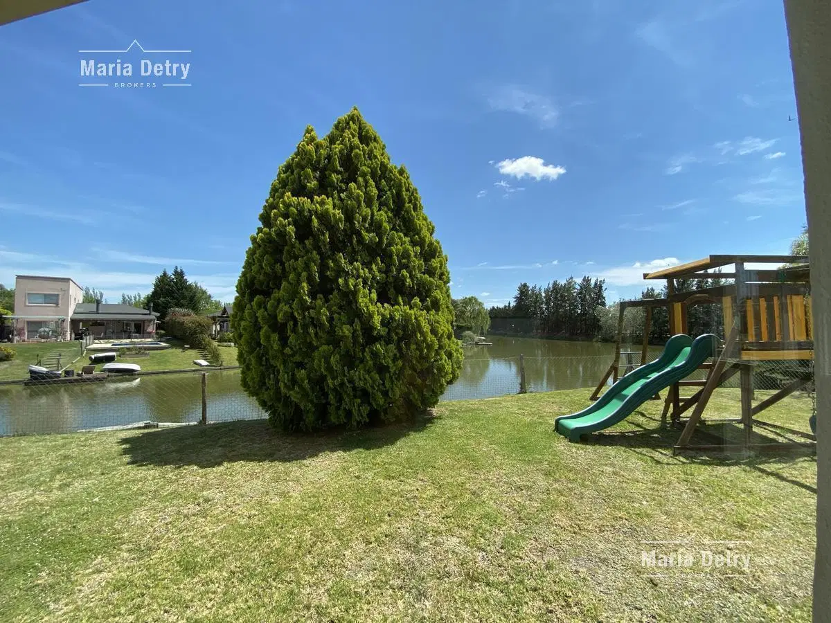 Venta casa Barrancas del Lago 4 dormitorios al Lago 8