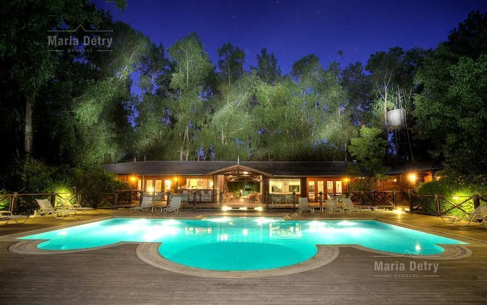 Hotel turistico . Zona Delta Tigre 1