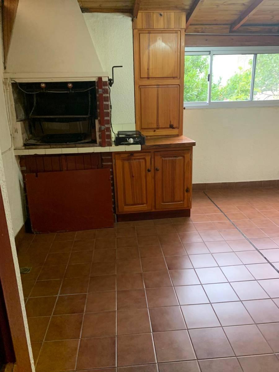 2 Ambientes y Medio con 2 Baños 3