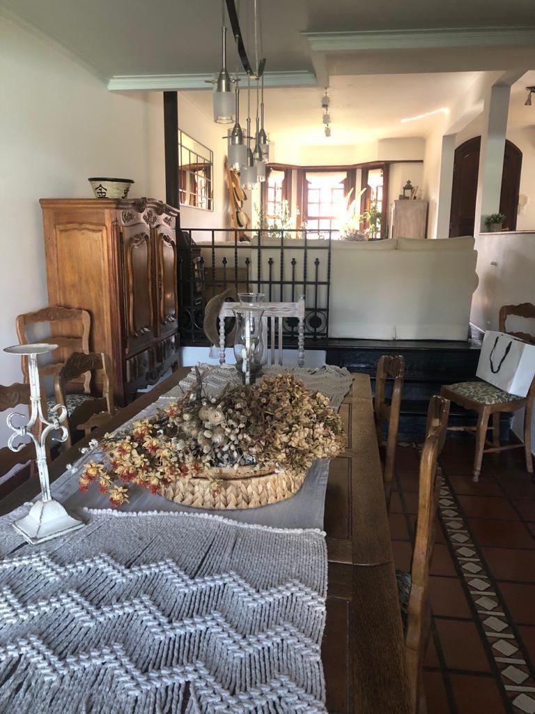 Gran Chalet de Dos Pisos a Cuatro Cuadras del Mar 2