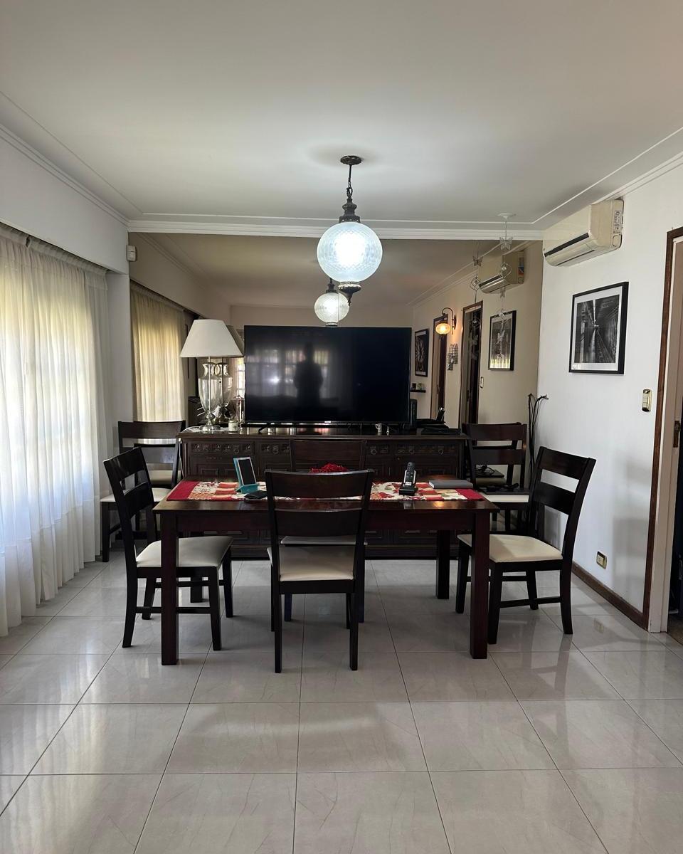 Chalet de 129 m² en Calle 48 Esq. 19 5