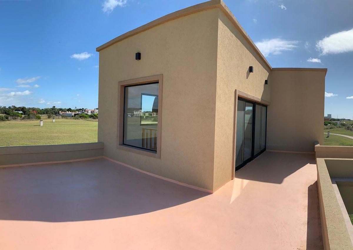 Casa Vista Al Mar en "Golf Miramar Links" 4