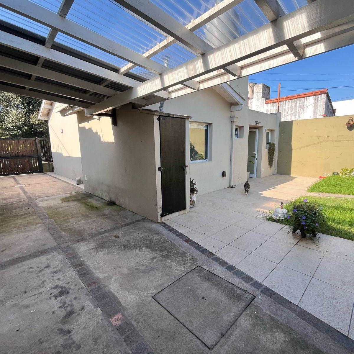 Excelente Casa en Venta en Miramar 5