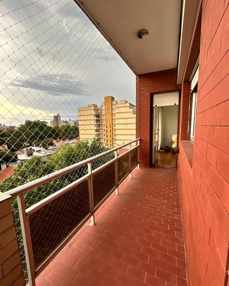 Departamento 3 Ambientes en Excelente Estado en Miramar 3