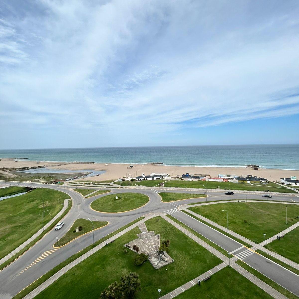 Venta de Departamento 2 Ambientes con Vista Al Mar 1