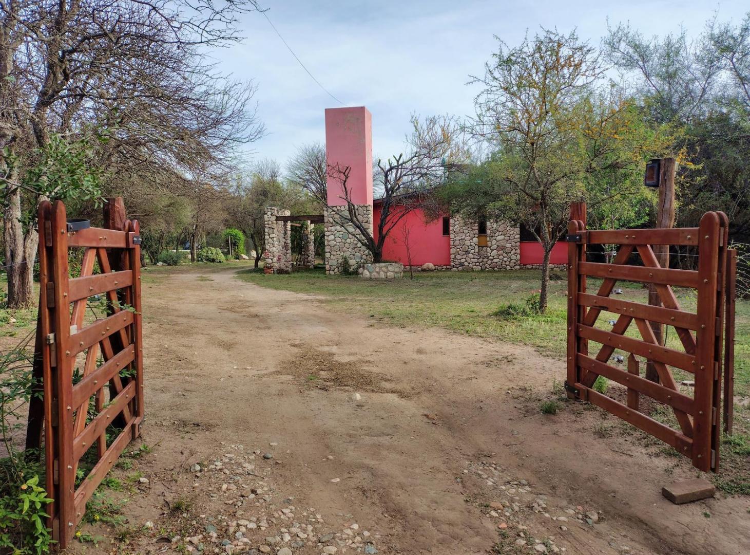 Foto de Venta Casa con pileta en 2.500 m² | Las Chacras, Villa de Las Rosas |, imagen 3