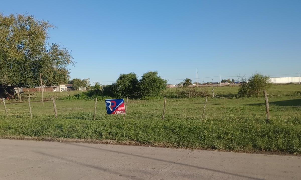 Terreno en Gualeguaychu, Pavimento, Todos Los Servicios con Gas Natural! Oportunidad! 3