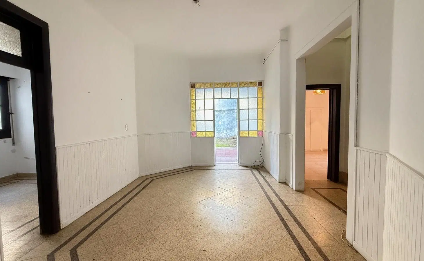 Casa amplia, céntrica, zona escuela Rocamora 3