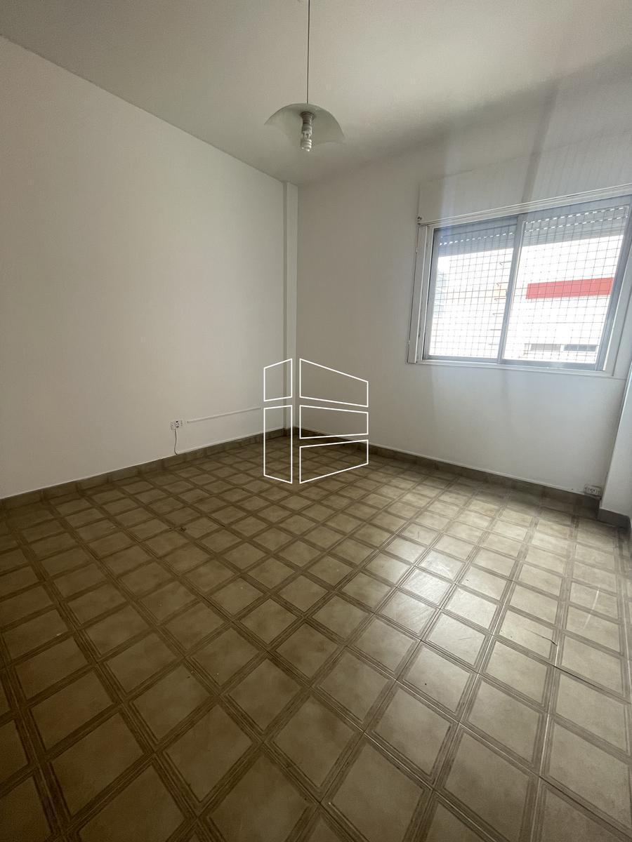 Venta - Depto en Torre en El Centro de General Roca - D051 2