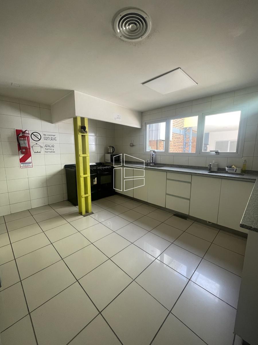 Foto de Venta-Prop y Fondo de Comercio - Residencia Estudiantil-L019, imagen 2