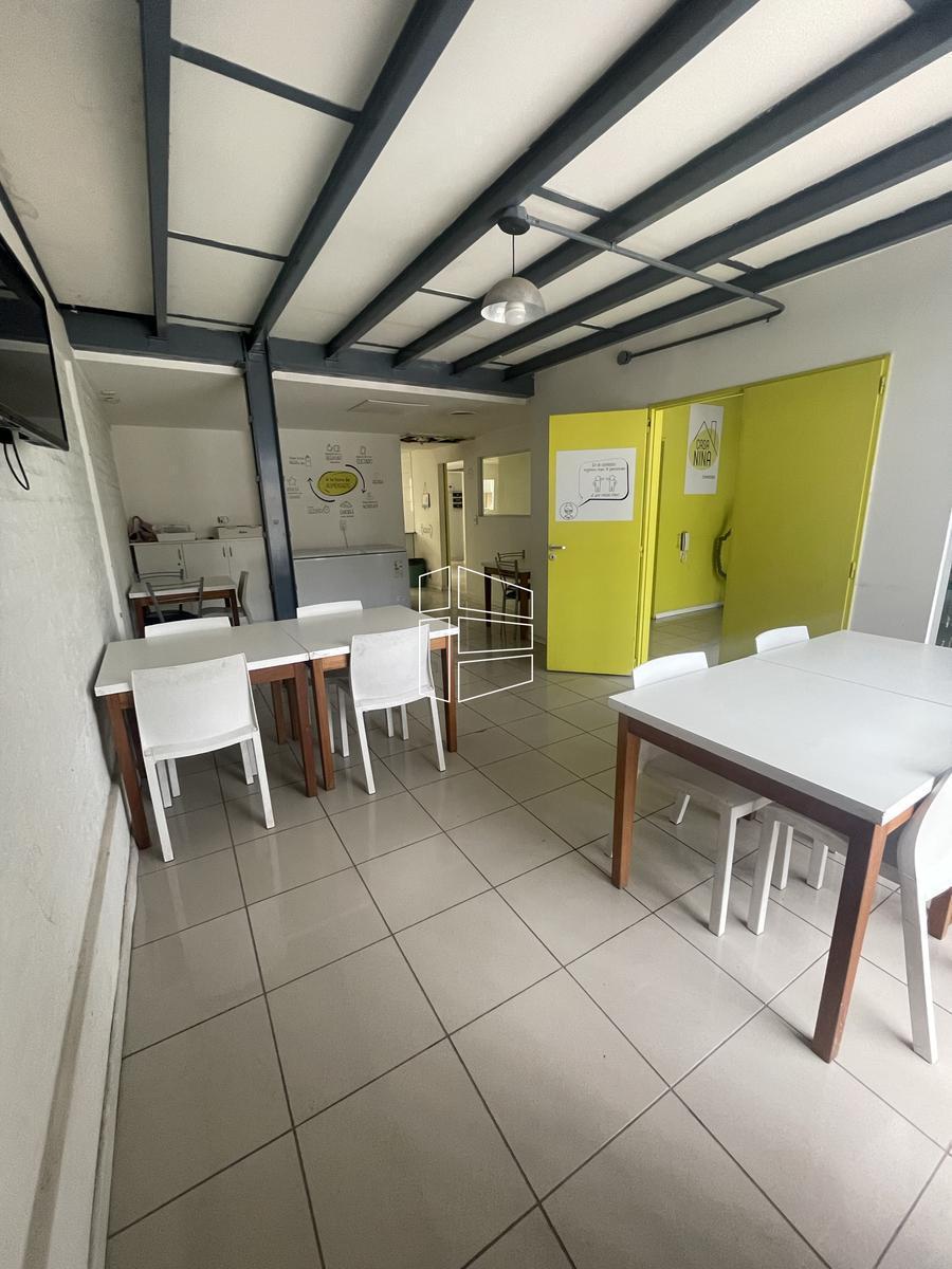Venta-Prop y Fondo de Comercio - Residencia Estudiantil-L019