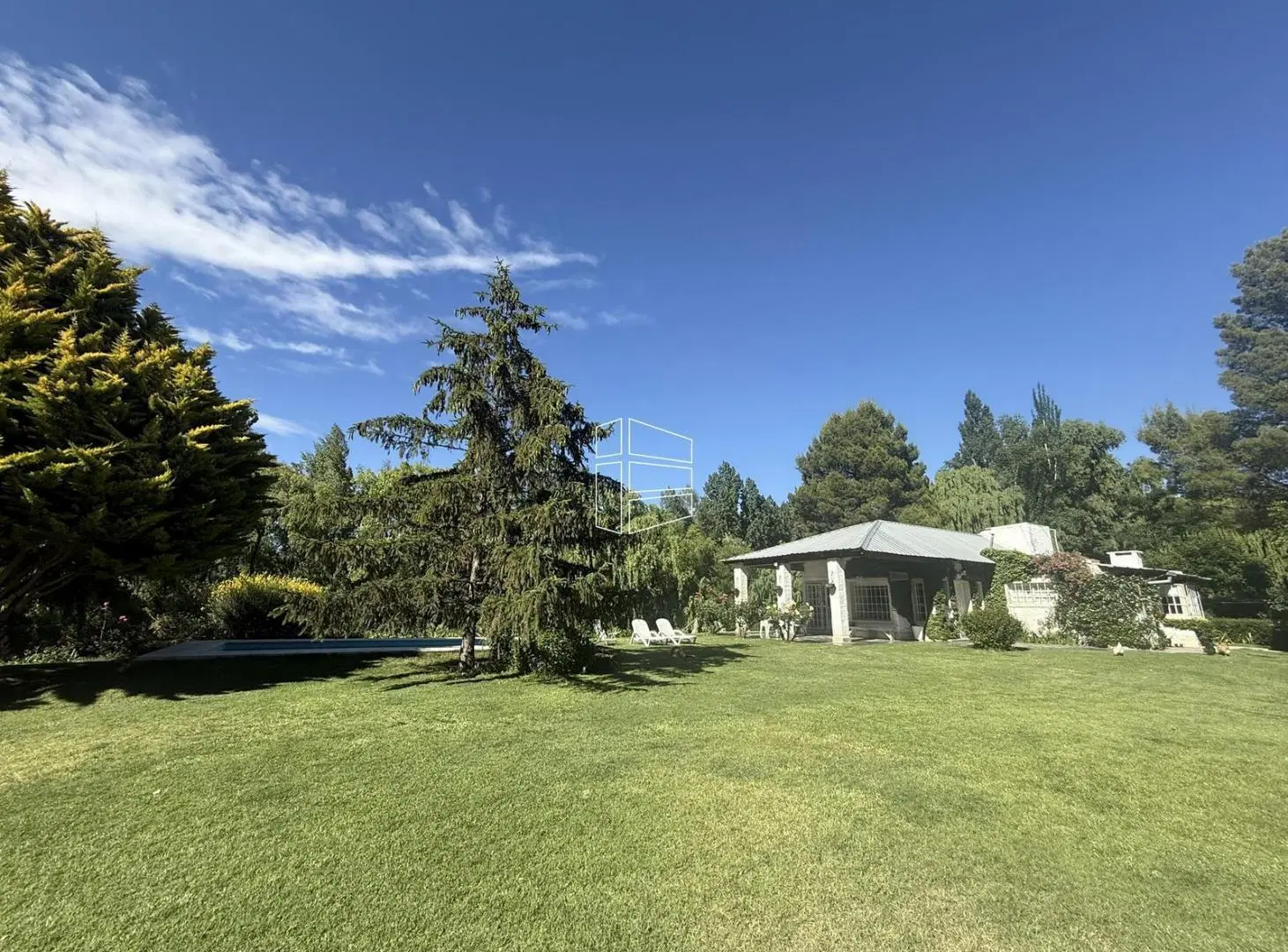 Alquiler Temporario - Casa Quinta con Pileta y Costa de Río - General Roca A001 1