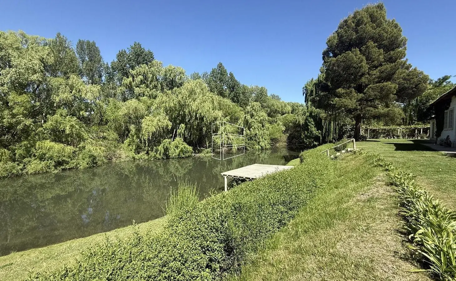 Alquiler Temporario - Casa Quinta con Pileta y Costa de Río - General Roca A001 3