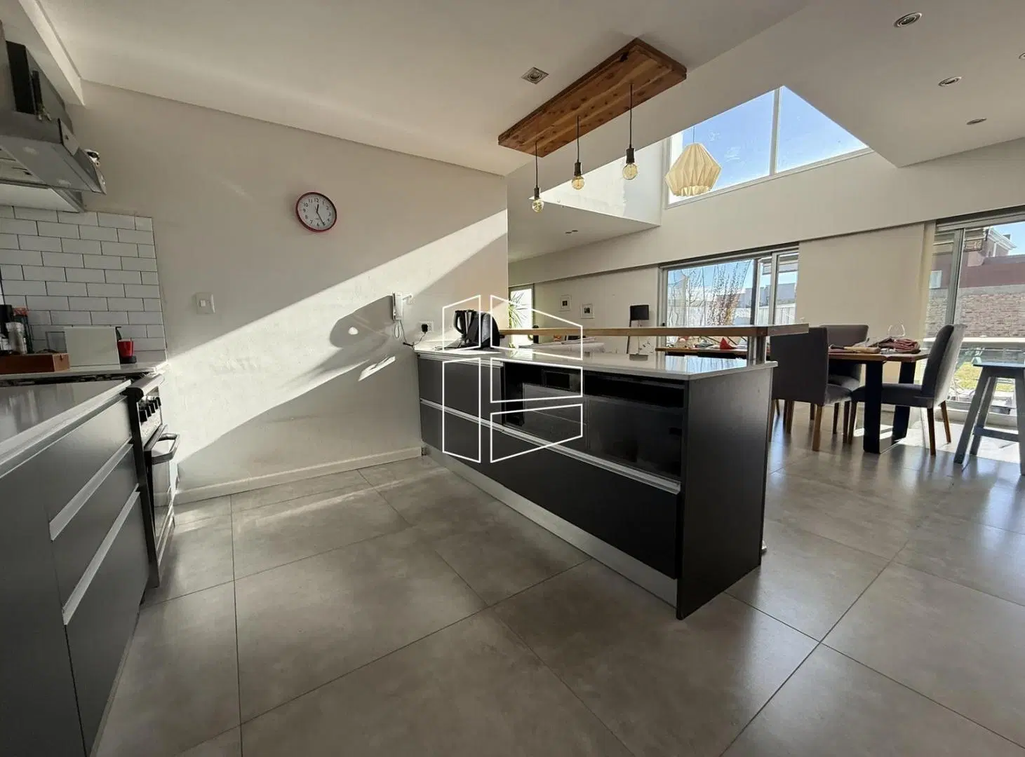 Venta - Propiedad Residencial en barrio Solares del Este - C126 8