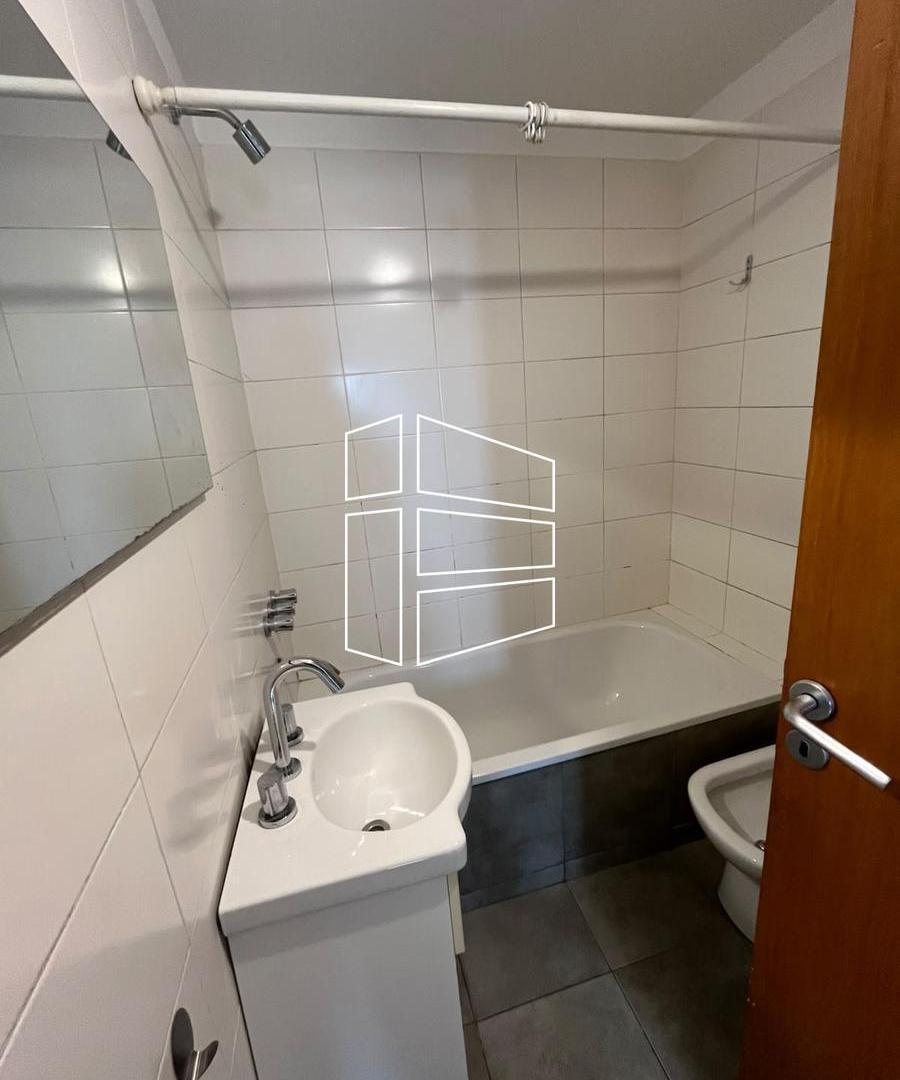 Foto de Alquiler - Depto 1 dormitorio Barrio Los Olmos - A107, imagen 4