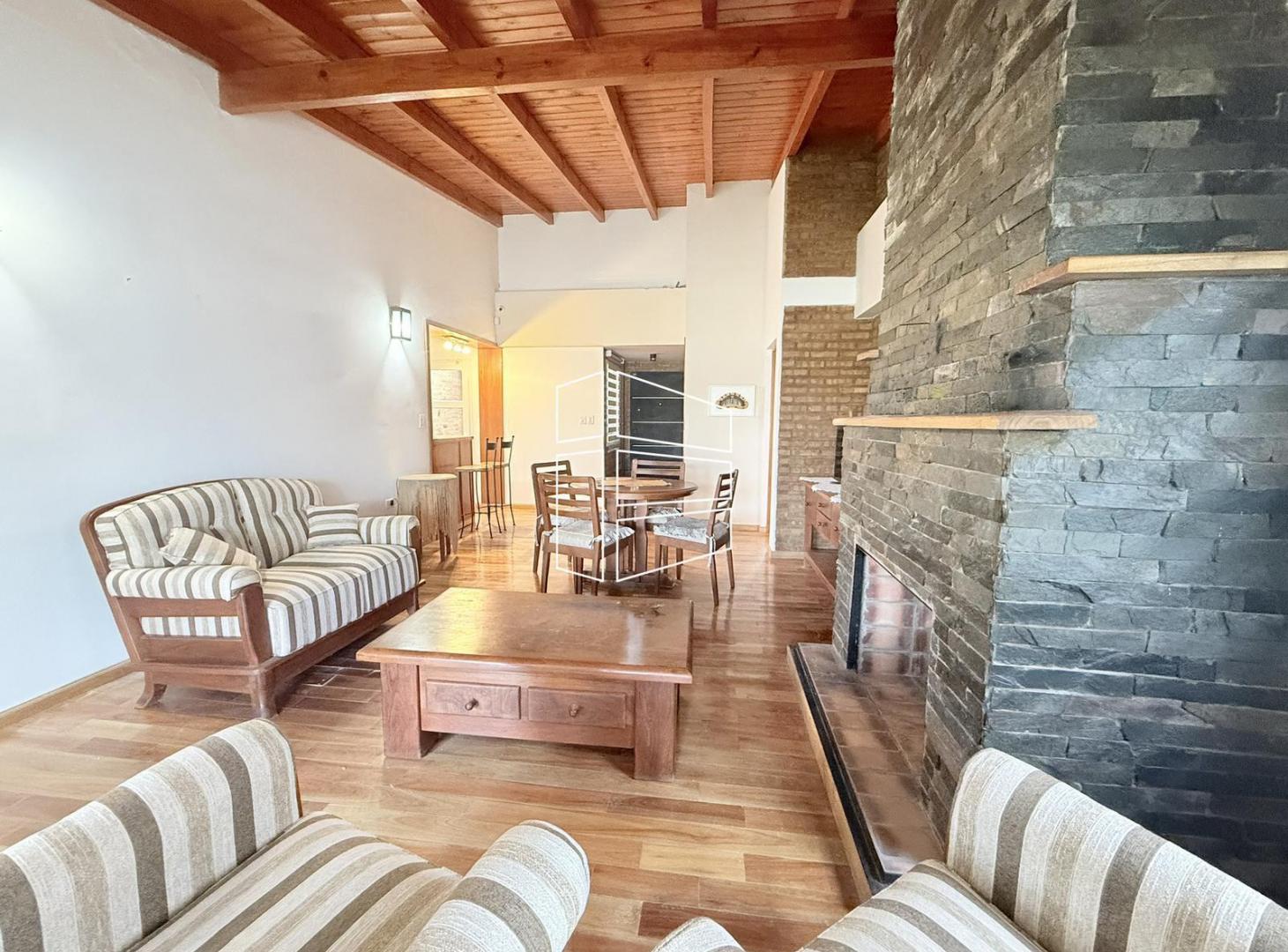 Foto de Venta - Casa de 2 dormitorios en Allen - C130, imagen 4