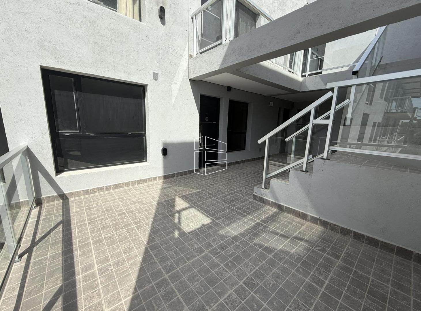 Foto de Alquiler - Excelente Departamento en zona centro - A067, imagen 3