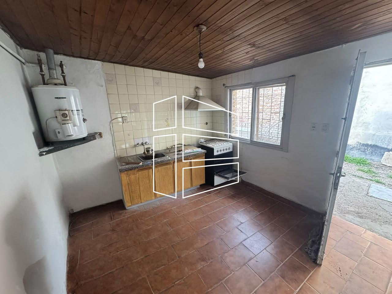 Foto de Venta - Departamento en calle Chula Vista con amplio terreno - D081, imagen 1