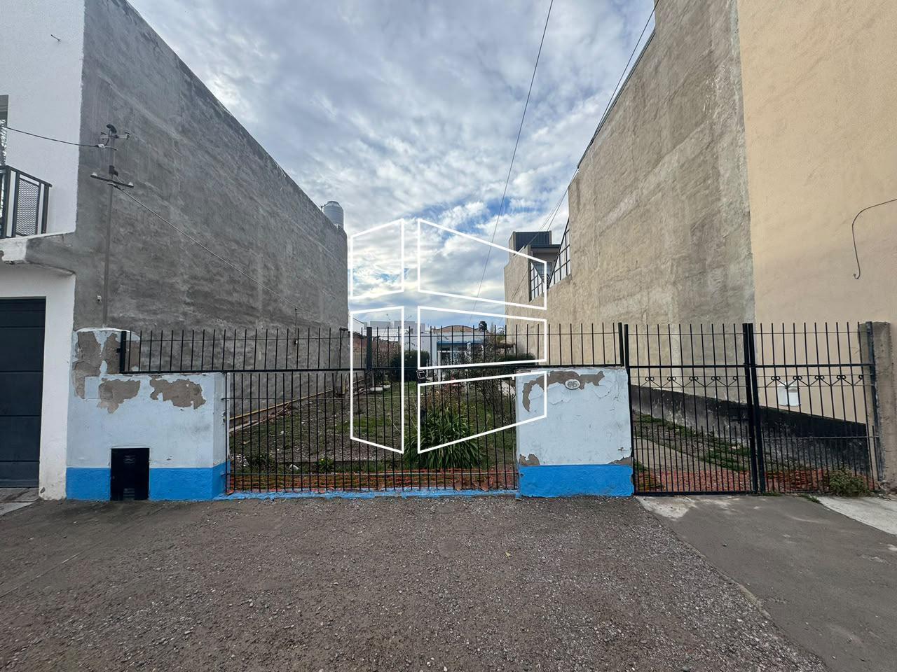 Foto de Venta - Departamento en calle Chula Vista con amplio terreno - D081, imagen 3