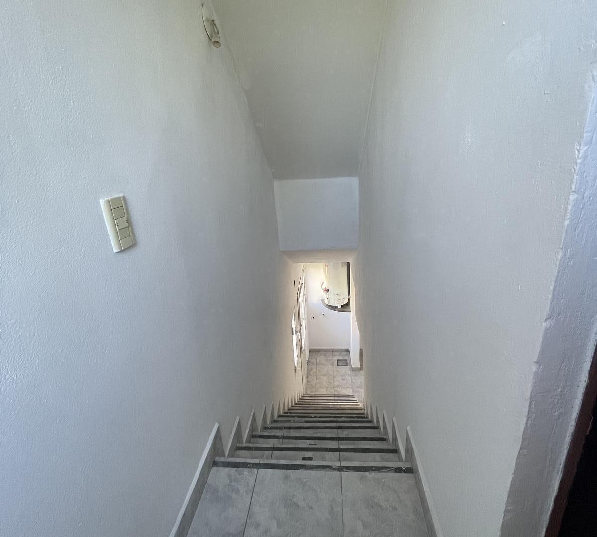 Foto de Alquiler - Depto 1 dormitorio en Barrio Los Olmos - A020, imagen 3