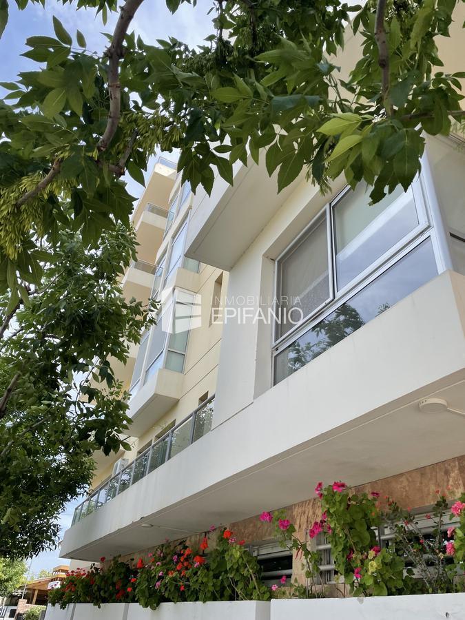 Foto de Venta - Excelente Departamento en Torre - 3 Dormitorios - Zona Centro, imagen 2