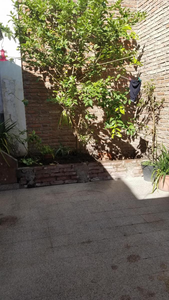 PH Al Frente con Guardacoche + Patio Sin Expensas 4
