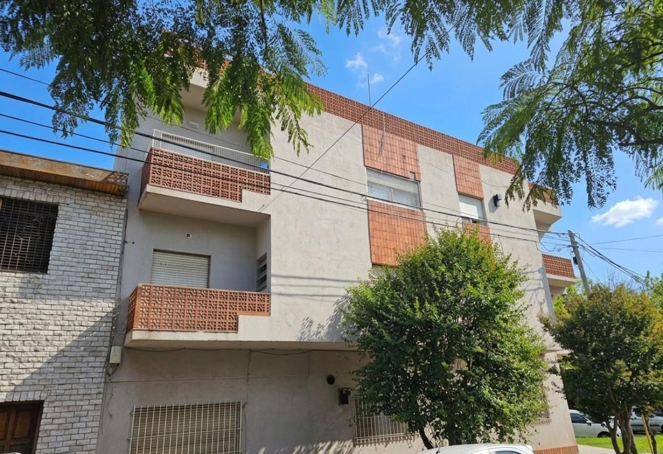 Departamento de 3 ambientes en Villa Bosch!!