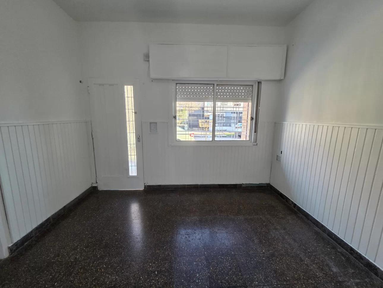 Foto de Casa en alquiler en Pablo Podesta!!, imagen 2