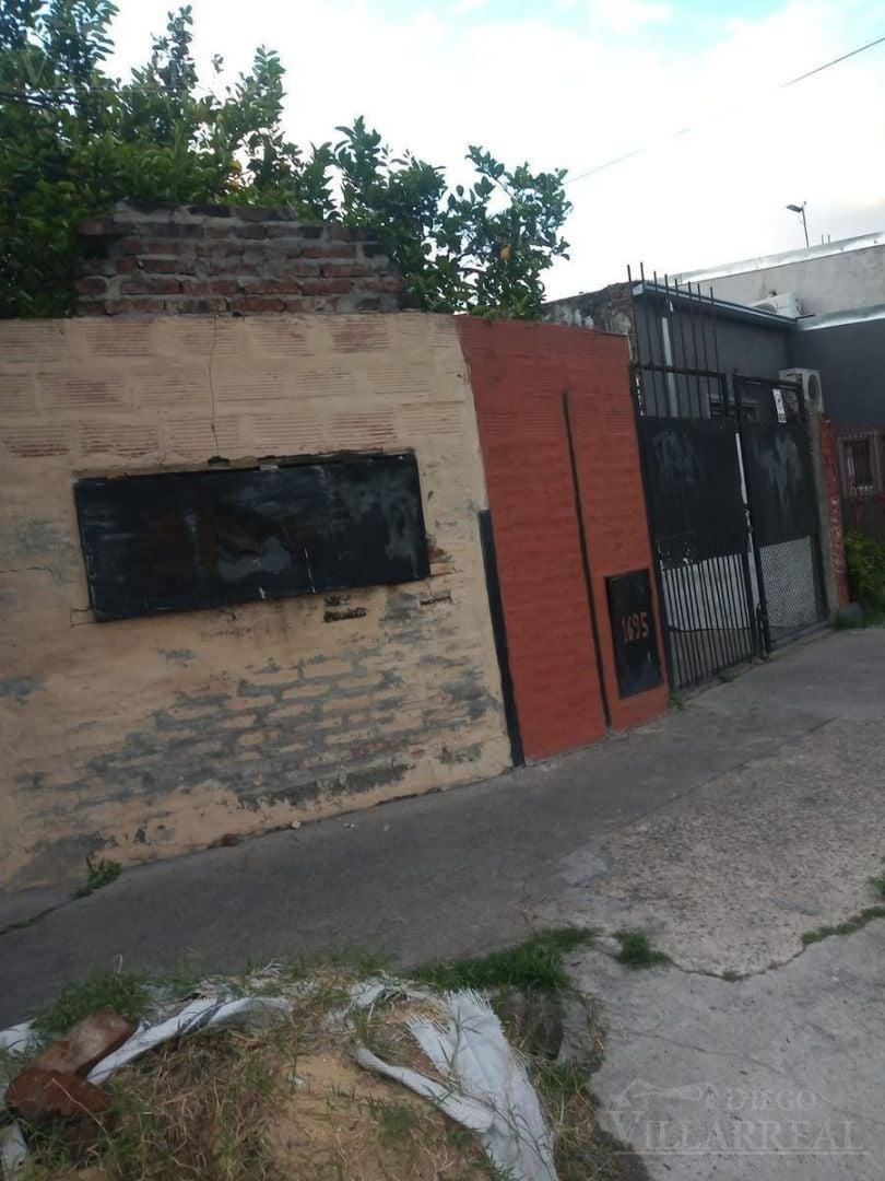 Local en Castelar Sur - venta local con vivienda - oportunid
