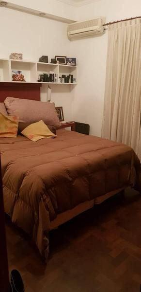 CASA ESTILO AMERICANA 5 AMB EN ITUZAINGO NORTE