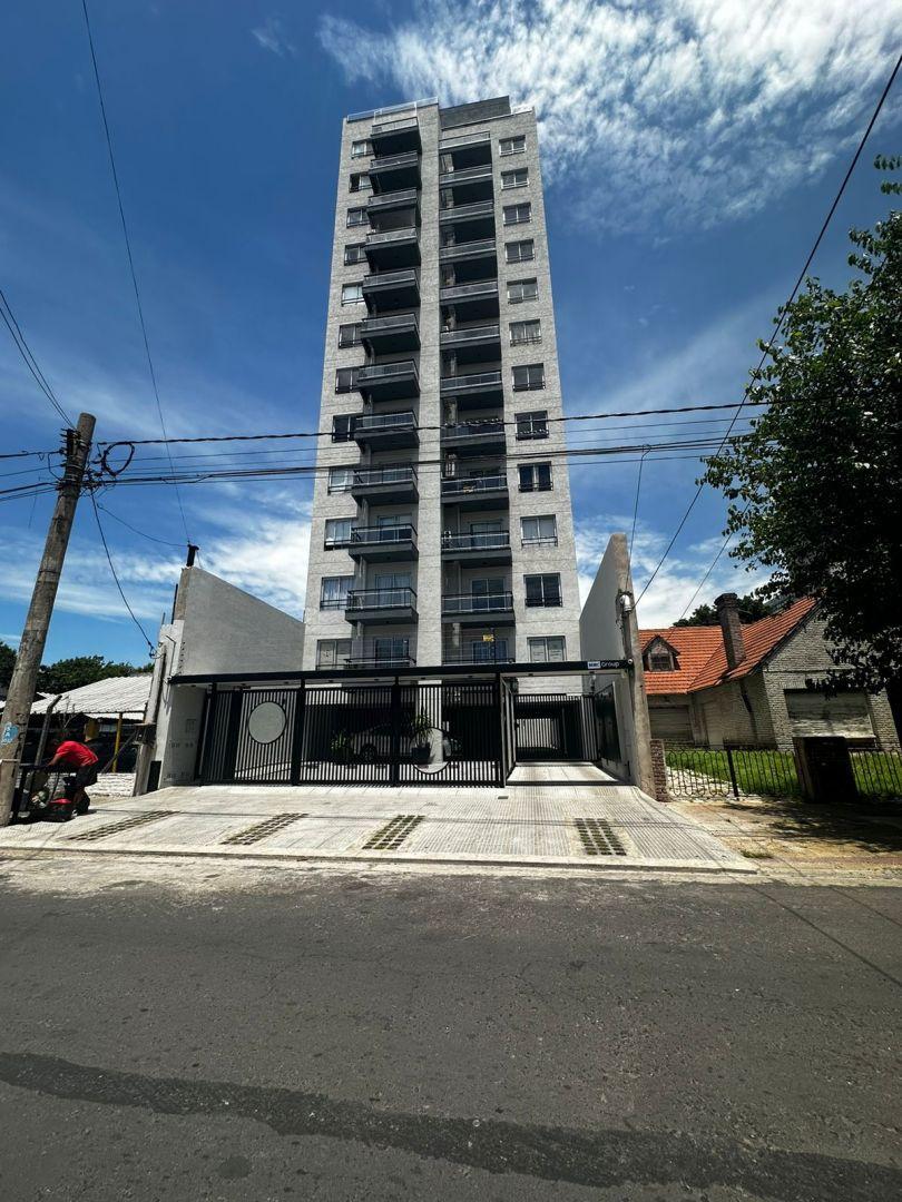 Departamento 2 ambientes. | ALEM, LEANDRO N., AVDA. al 700
