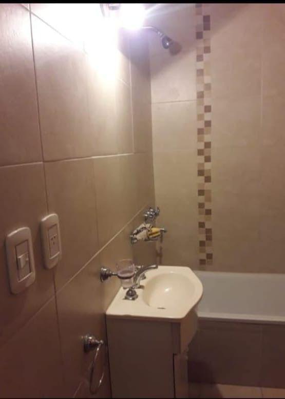 Foto de DEPARTAMENTO-VENTA-DOS AMBIENTES-MORON-BALCON, imagen 2