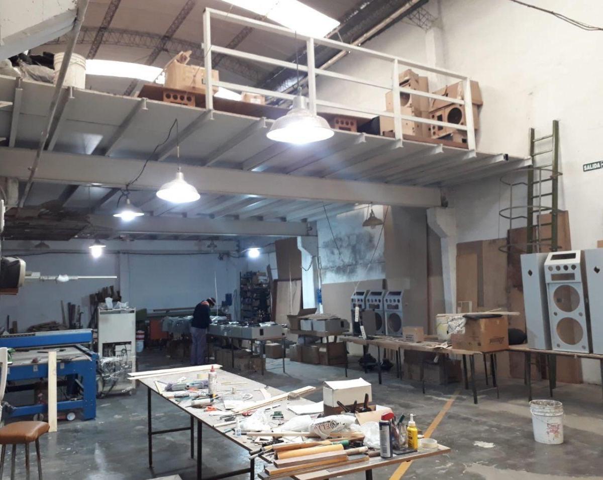 Venta - Galpón - Castelar 1