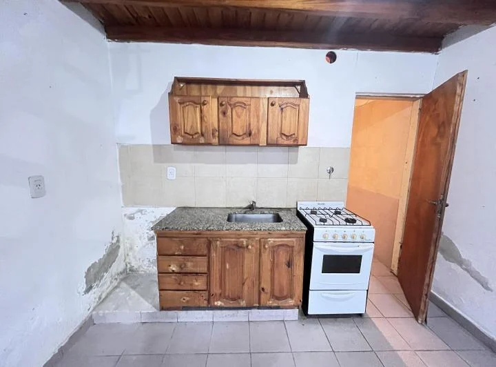 ALQUILER departamento dos ambientes - Ituzaingó 4