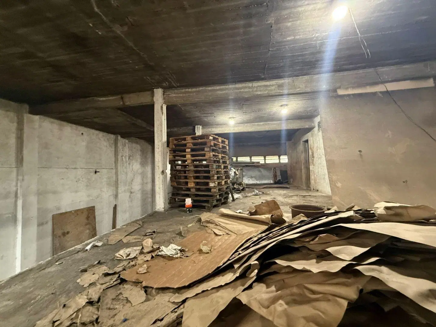 ALQUILER de depósito en Morón SUR. 4