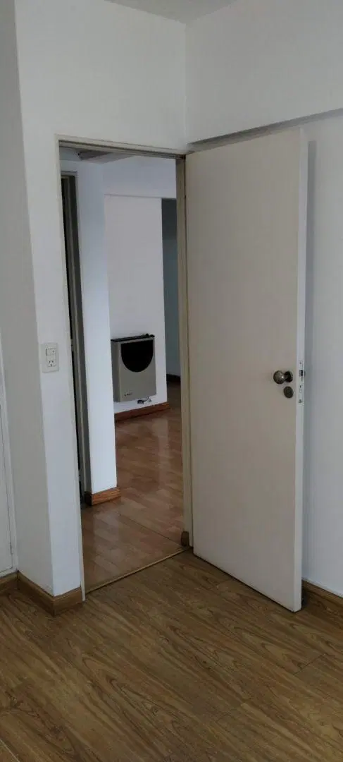 ALQUILER de departamento dos ambientes en RAMOS MEJÍA. 3